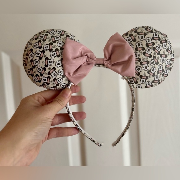 Aldi Accessories - Aldi Exclusive Disney Parks Minnie Mouse Ears Mickey 2024 Pink All Over Print